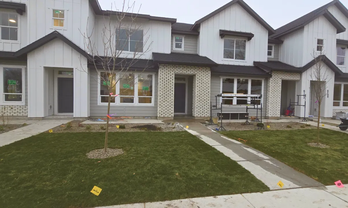 Hero Cards Frame Outdoor Living Spaces